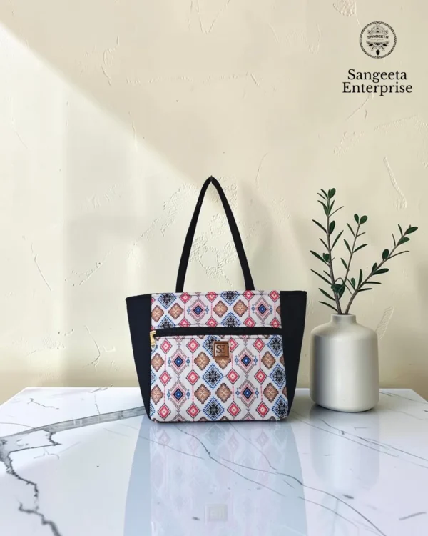Everyday tote bag – pink and blue diamond print Everyday tote bag in pink and blue diamond print, made by Sangeeta Enterprise, Nagpur