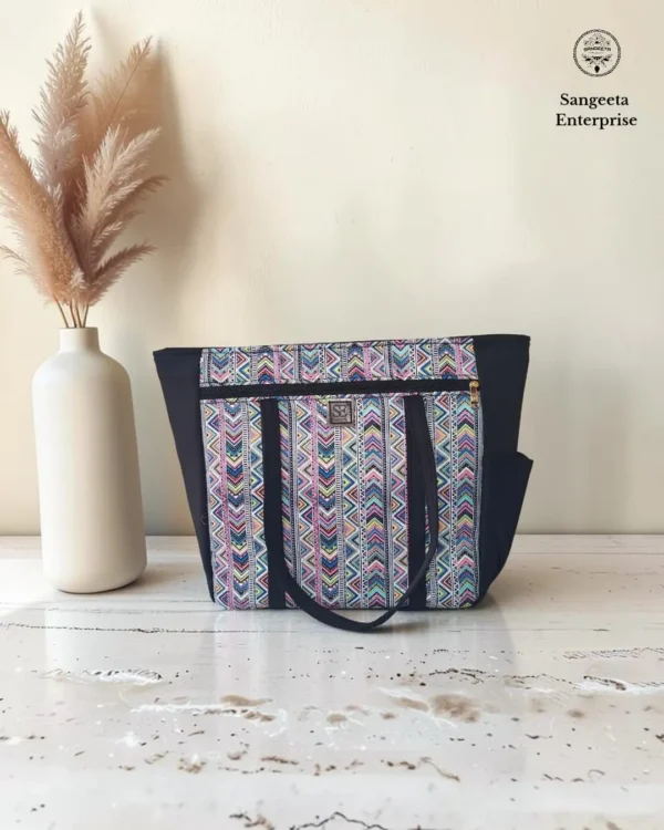 Jumbo tote bag – grey and pink chevron print Jumbo tote bag in grey and pink chevron print, made by Sangeeta Enterprise, Nagpur